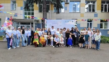 &laquo;Пять лет под крылом Аиста&raquo; &mdash; под таким названием в Курске прошла юбилейная встреча участников проекта &laquo;Подарок Аиста&raquo;