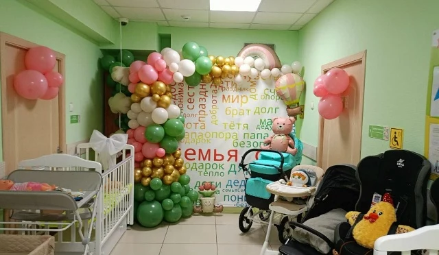 Продолжаем уделять особое внимание социальному сопровождению молодых мам из числа детей-сирот и детей, оставшихся без попечения родителей
