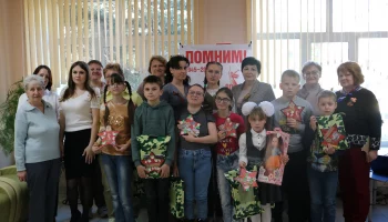 Мероприятие ко Дню Победы &laquo;Этих дней не смолкнет слава&hellip;&raquo; для детей и родителей замещающих семей состоялось в ОКУСО "Центр сопровождения и инноваций"