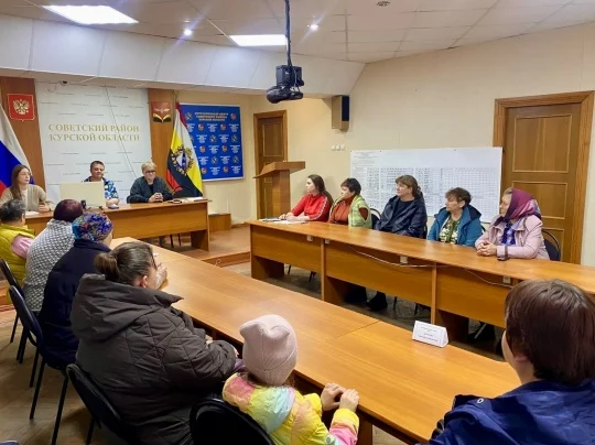 ​Круглый стол в Советском районе: особенности подросткового возраста и профилактика рисков