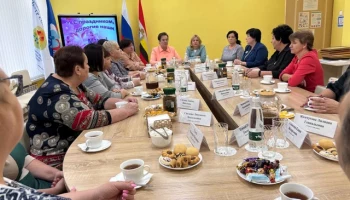Торжественное мероприятие, посвященное празднованию Дня матери в ОКУСО "Центр сопровождения и инноваций"
